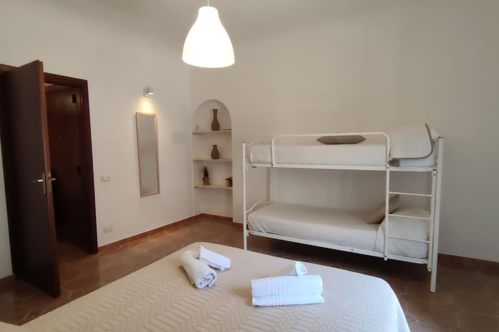 Casa Vacanze U Curtigghiu Cefalù Zewnętrze zdjęcie